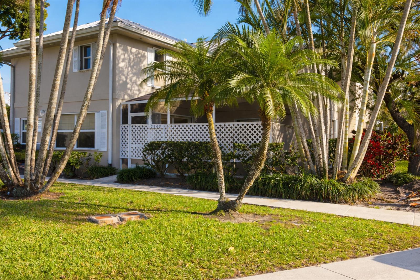 2842 SW Lakemont Place, Palm City FL 34990 photo 2