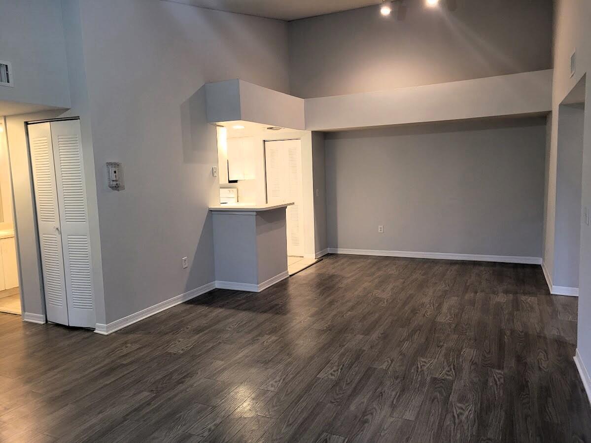4197 N Haverhill Road # 212, West Palm Beach FL 33417 photo 4