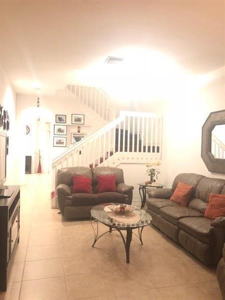 6903 Julia Gardens Drive, Coconut Creek FL 33073 photo 5