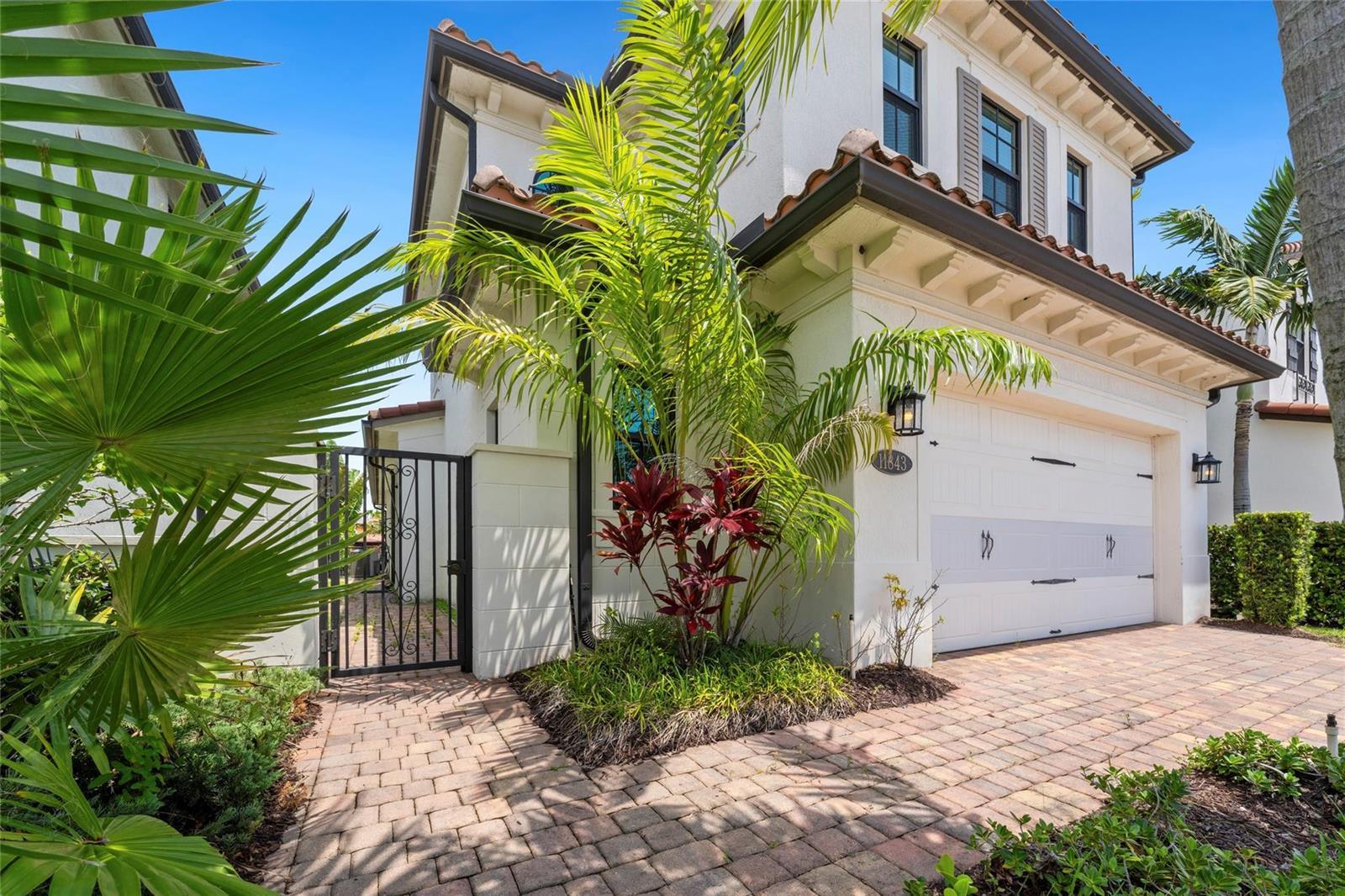 11843 SW 13th Court, Pembroke Pines FL 33025 photo 3