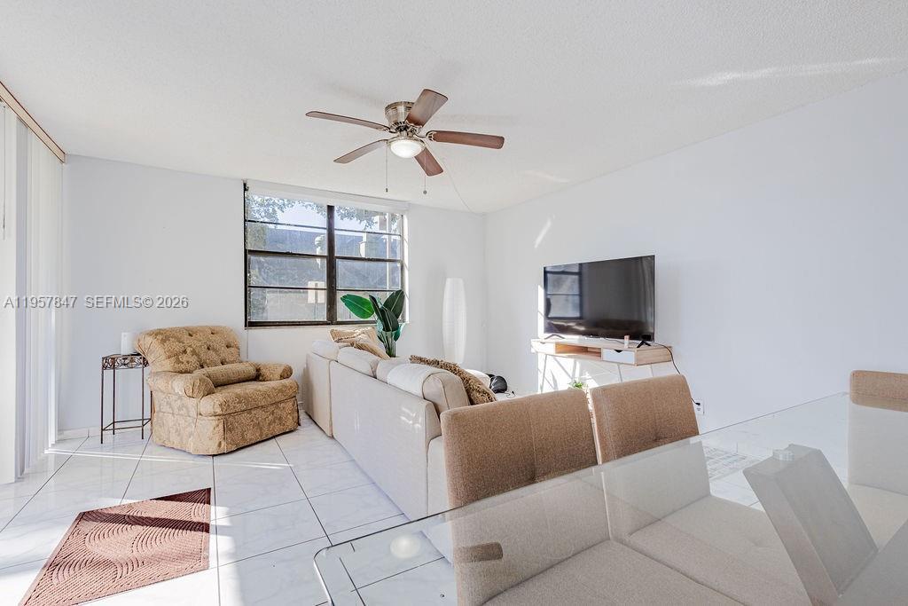 6193 Rock Island Rd # 119, Tamarac FL 33319 photo 3