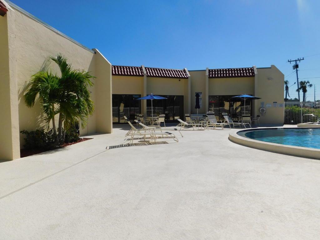 2050 Oleander Boulevard # 11207, Fort Pierce FL 34950 photo 2