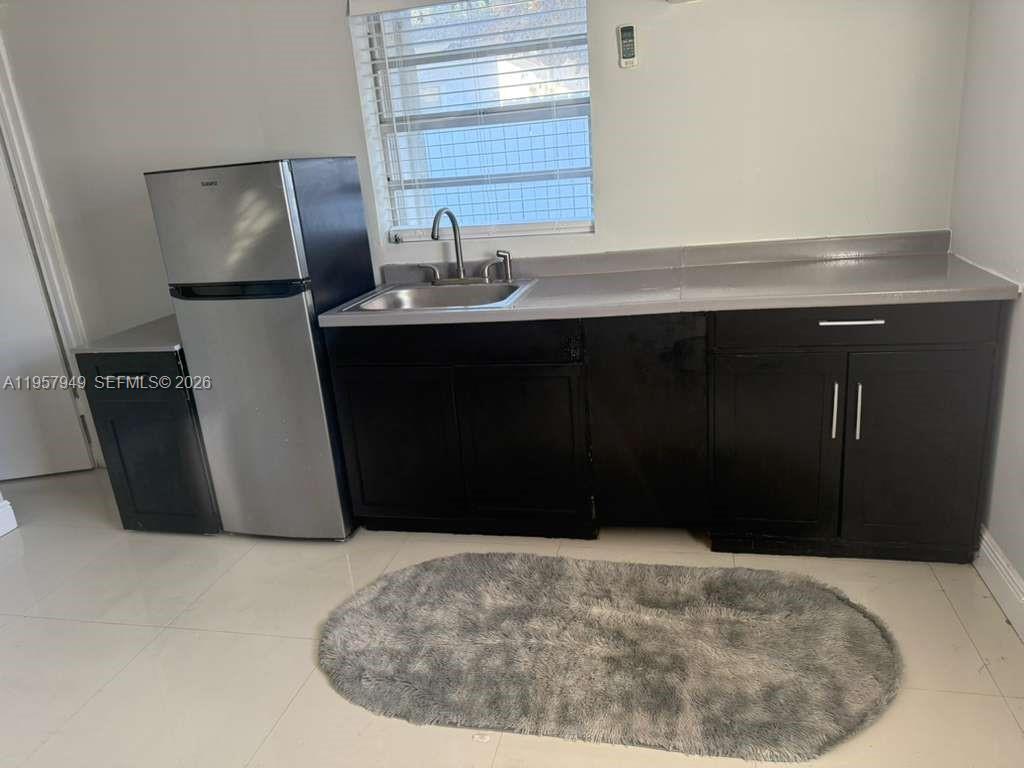 3100 NW 91st St # 3100, Miami FL 33147