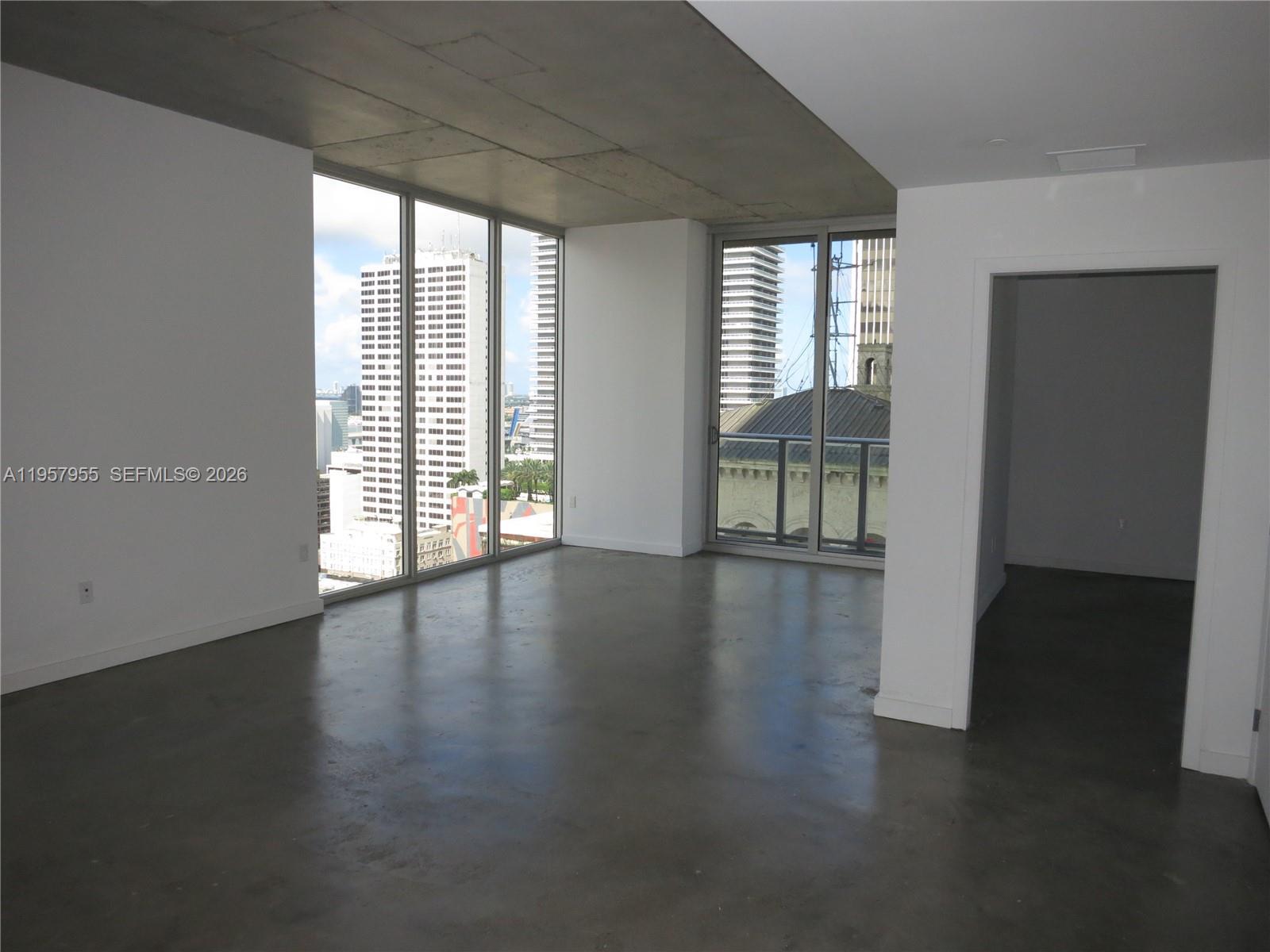 151 SE 1 St # 1902, Miami FL 33131 photo 2