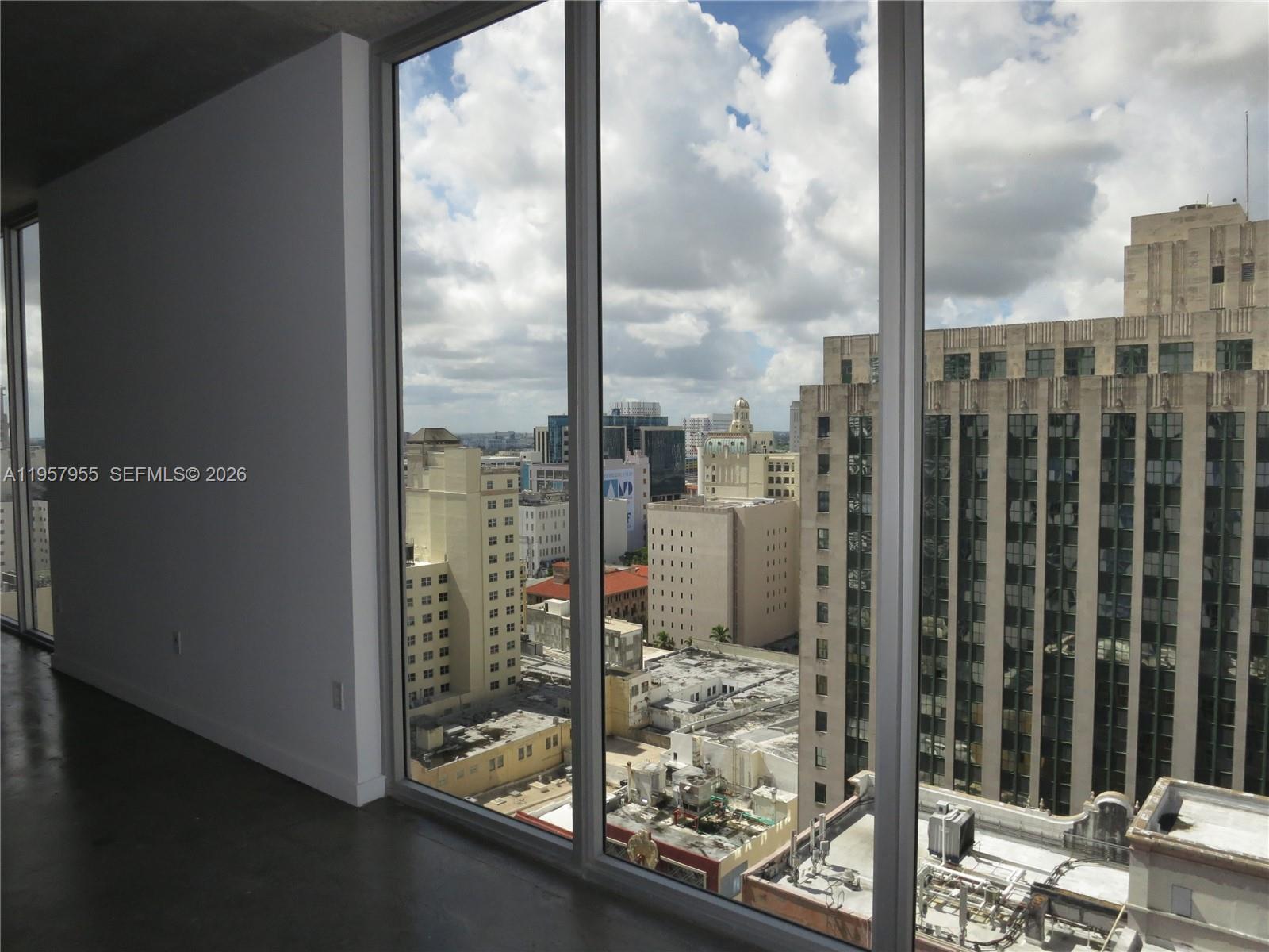 151 SE 1 St # 1902, Miami FL 33131 photo 5