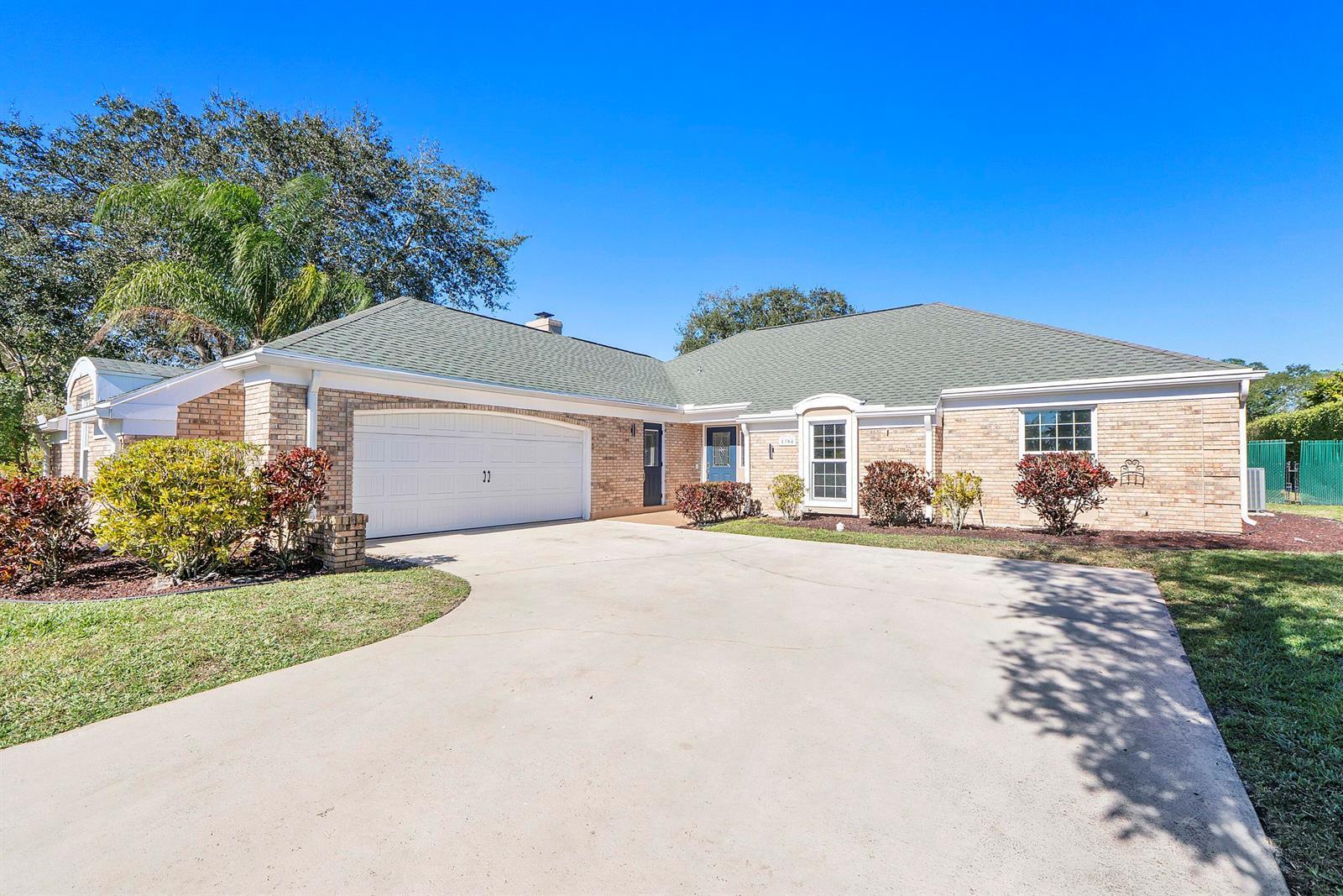 1384 Northampton Terrace, Wellington FL 33414 photo 3