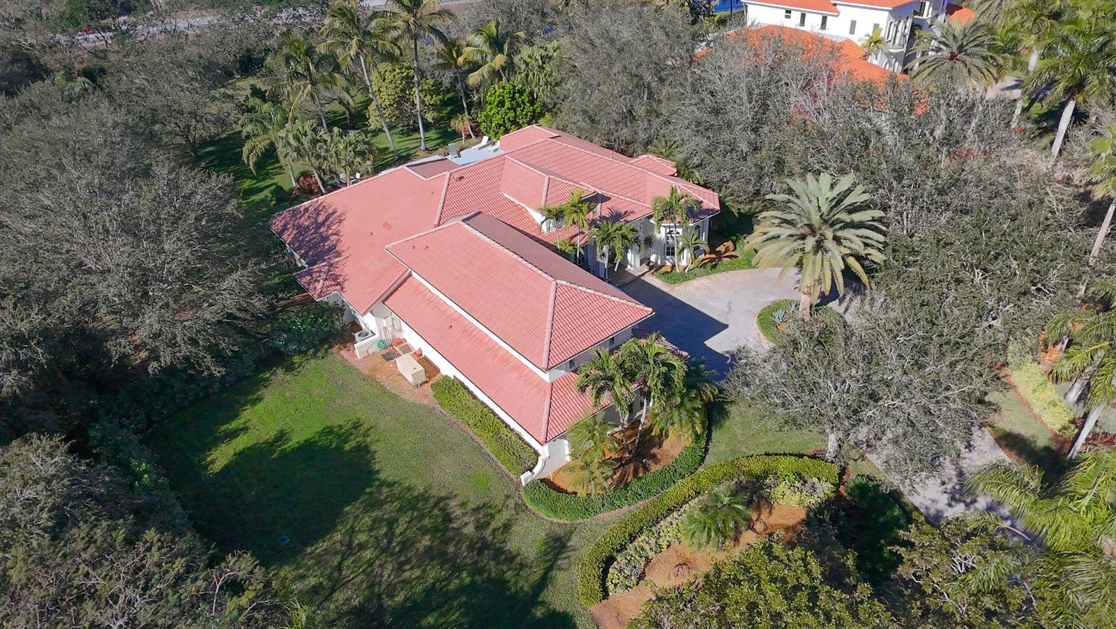 2695 Greenbriar Boulevard, Wellington FL 33414 photo 2