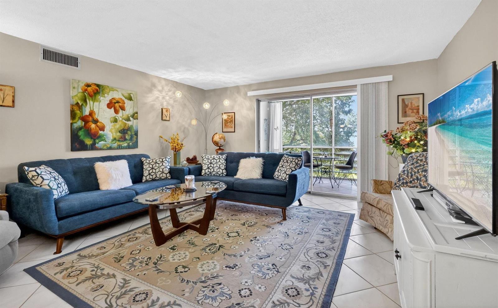 330 NE 26th Avenue # 318, Boynton Beach FL 33435