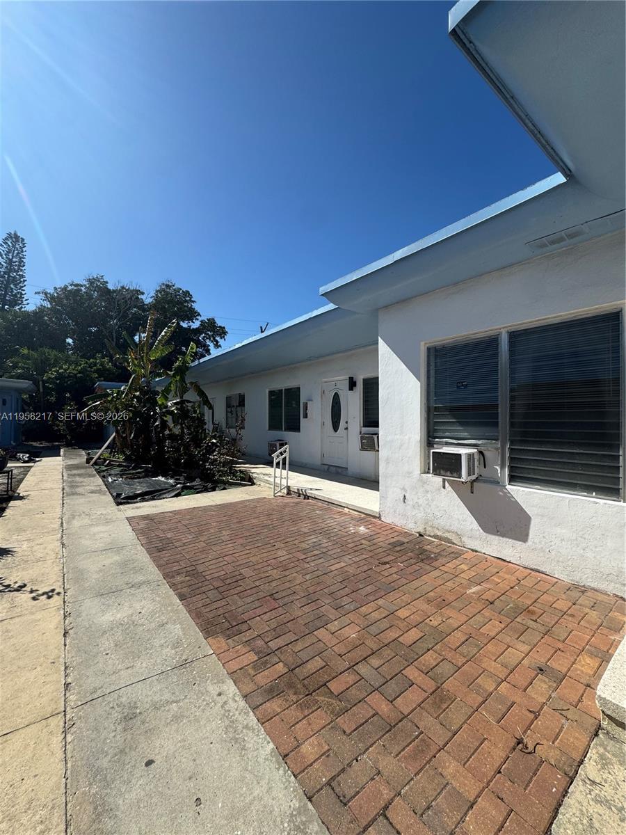 800 83rd St, Miami Beach FL 33141 photo 3