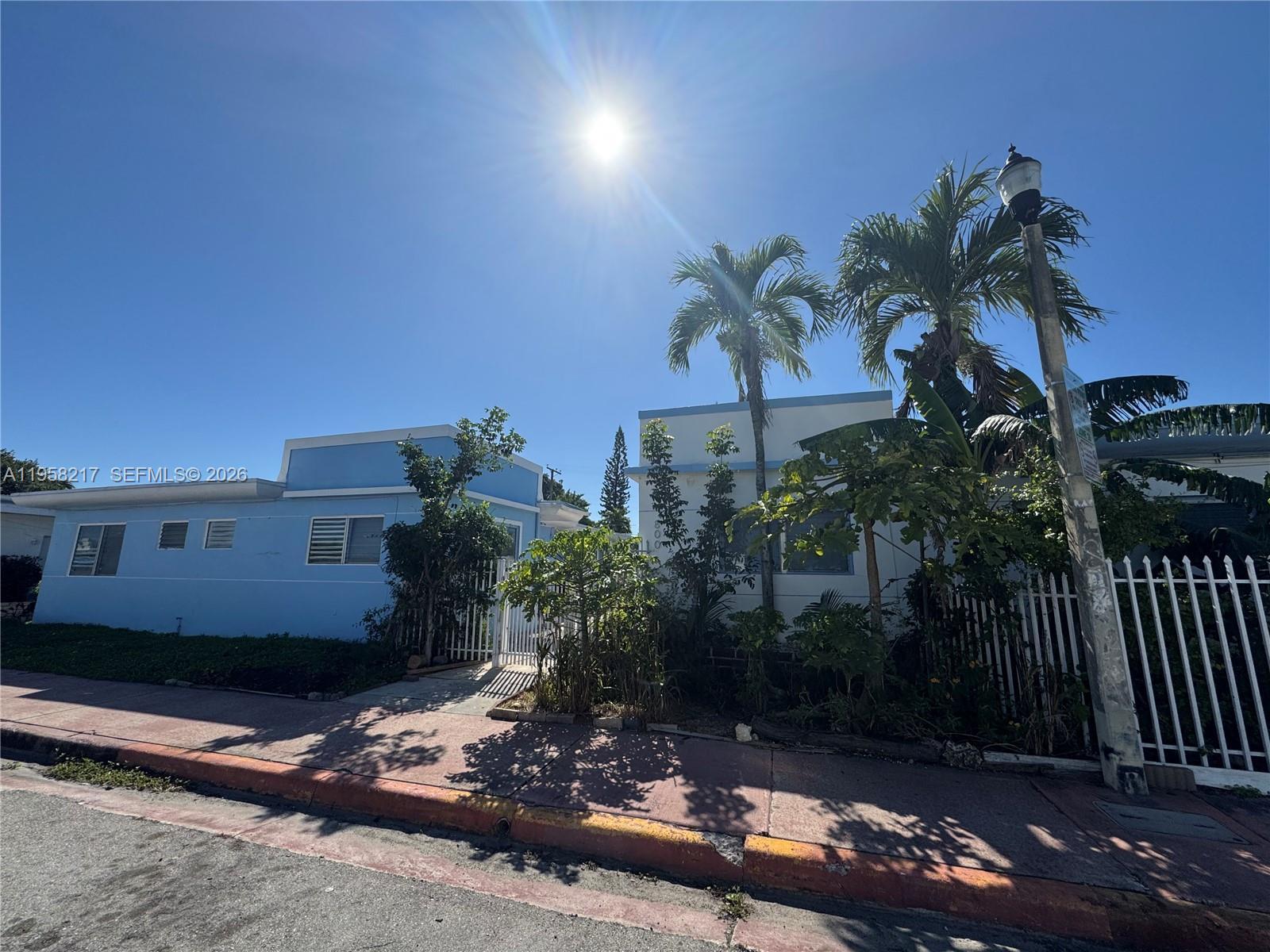 800 83rd St, Miami Beach FL 33141