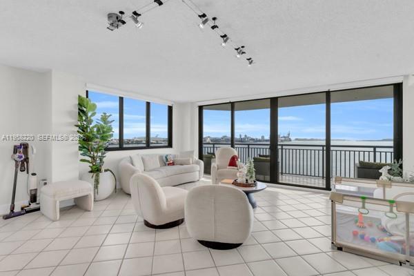 540 Brickell Key Dr # 832, Miami FL 33131 photo 2