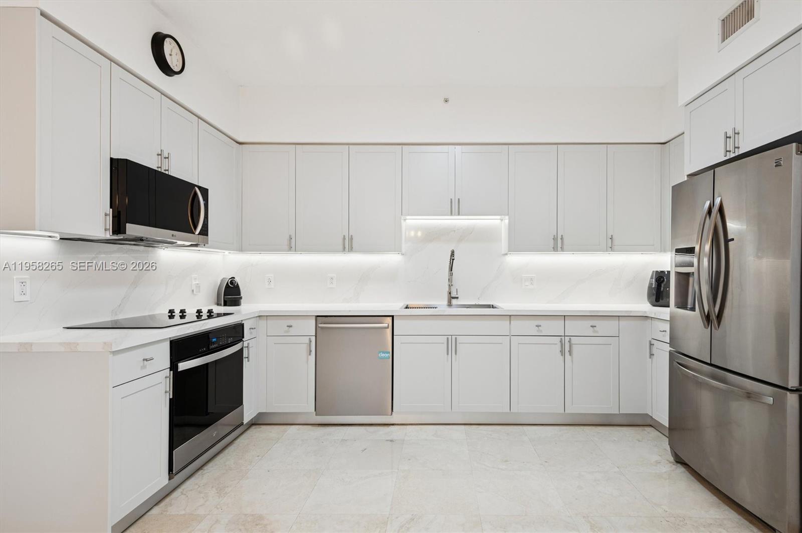 717 Crandon Blvd # 507, Key Biscayne FL 33149 photo 3