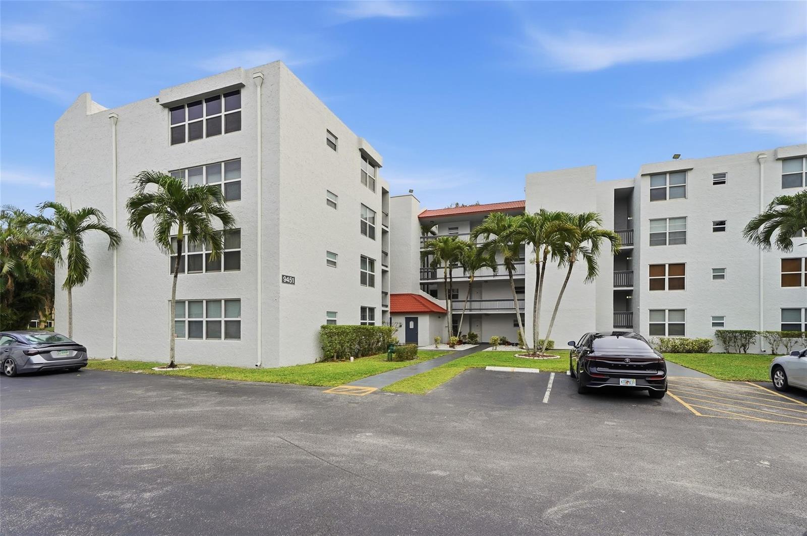 9451 Evergreen Place # 203, Davie FL 33324