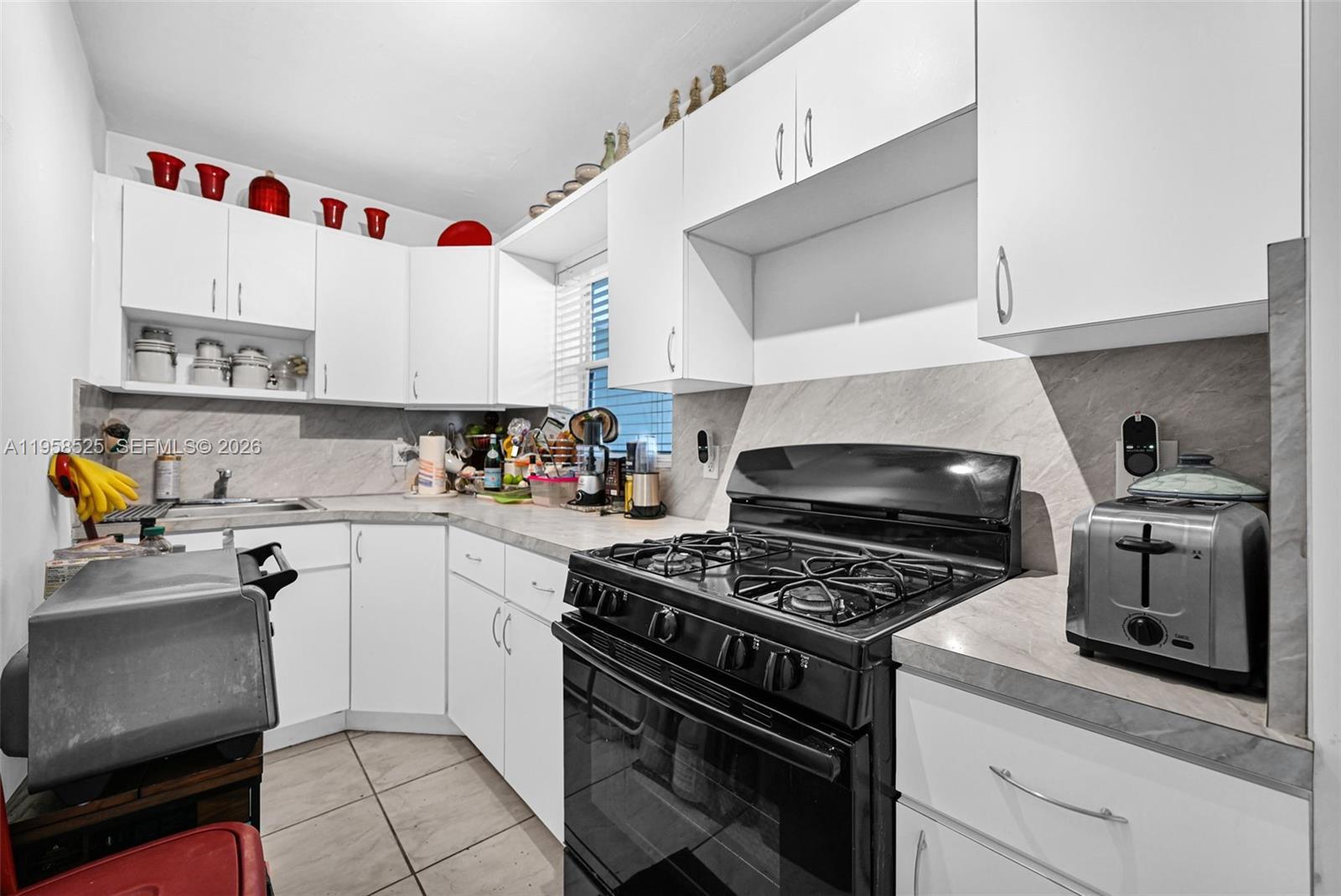 12890 NE 8th Ave # 203, North Miami FL 33161 photo 5