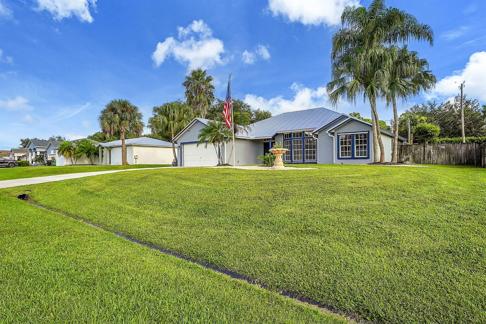 1911 SW Janette Avenue, Port St. Lucie FL 34953