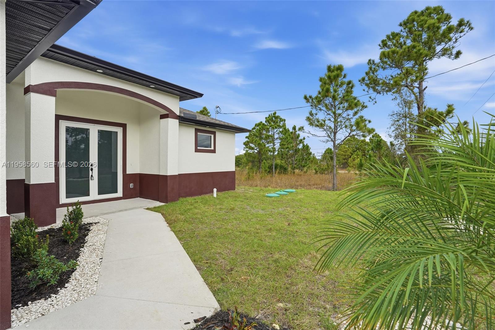 1042 MARSHALL AVE, Lehigh Acres FL 33974 photo 3
