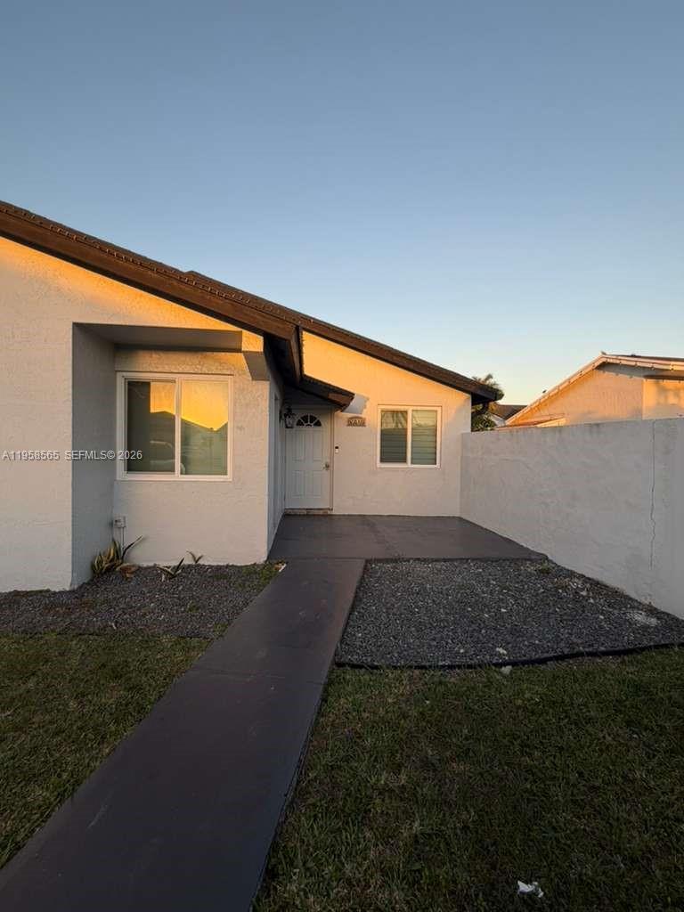 19707 SW 123rd Ct, Miami FL 33177 photo 3