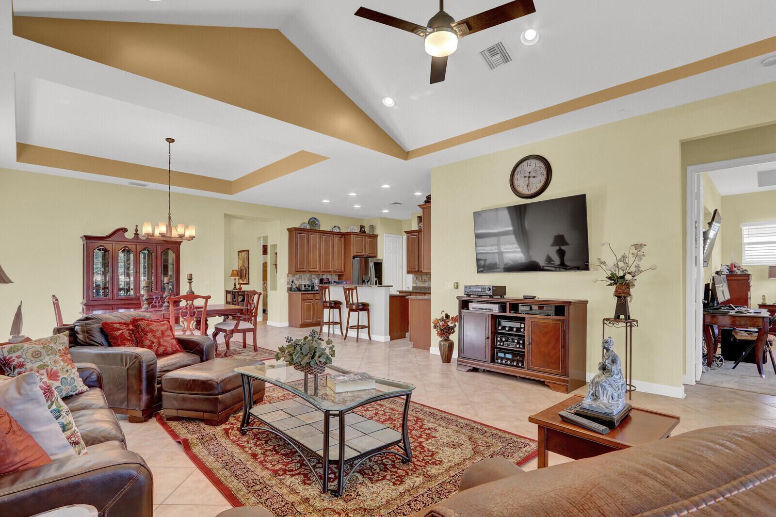 7116 Maidstone Drive, Port St. Lucie FL 34986 photo 5