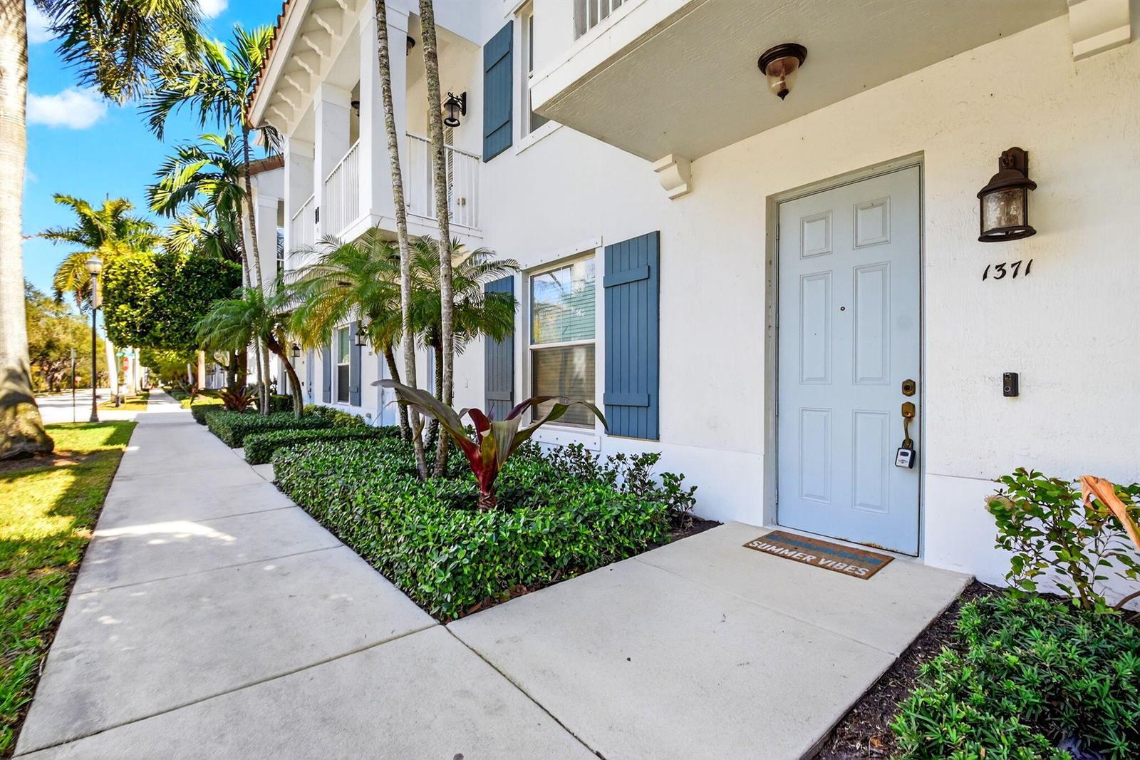 1371 Via De Pepii, Boynton Beach FL 33426 photo 2