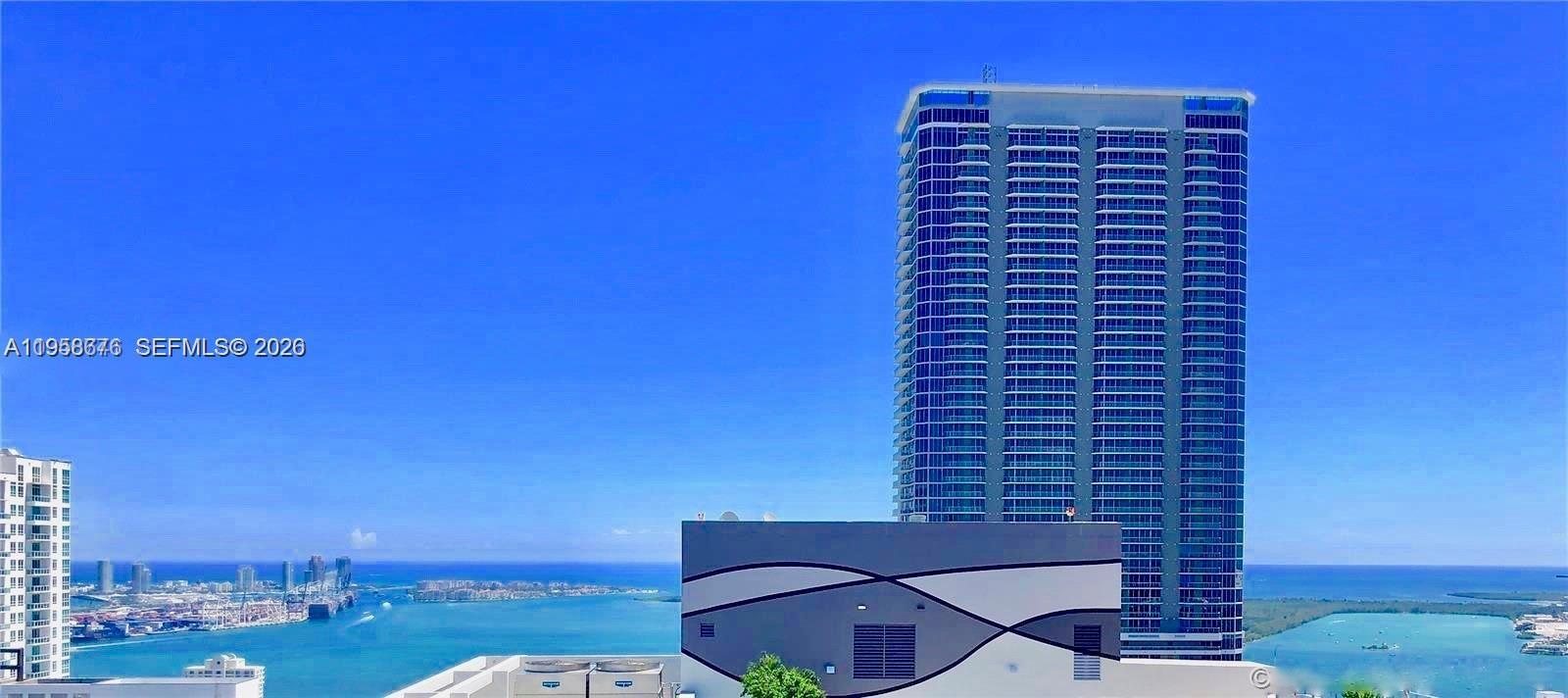 1000 Brickell Plz, Miami FL 33131