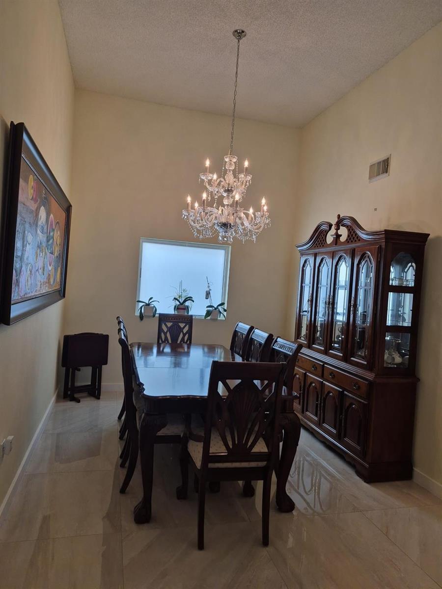 15449 SW 35th Terrace, Miami FL 33185 photo 3