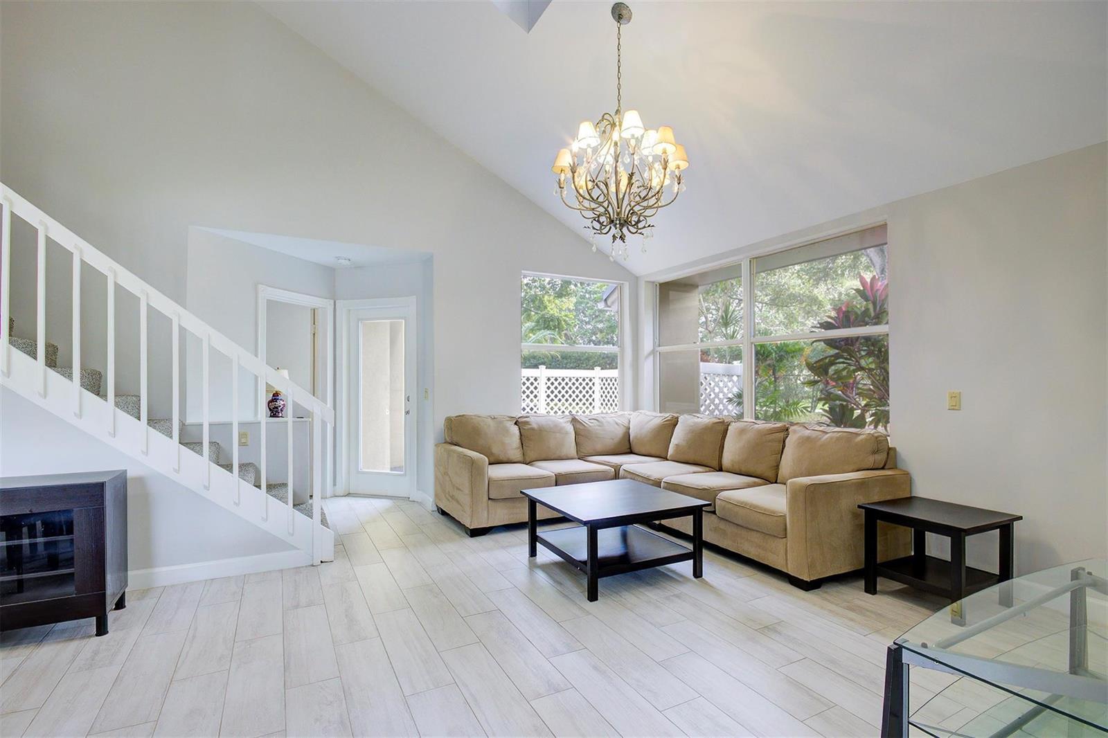 504 Bradford Court # 504, Boynton Beach FL 33436 photo 2