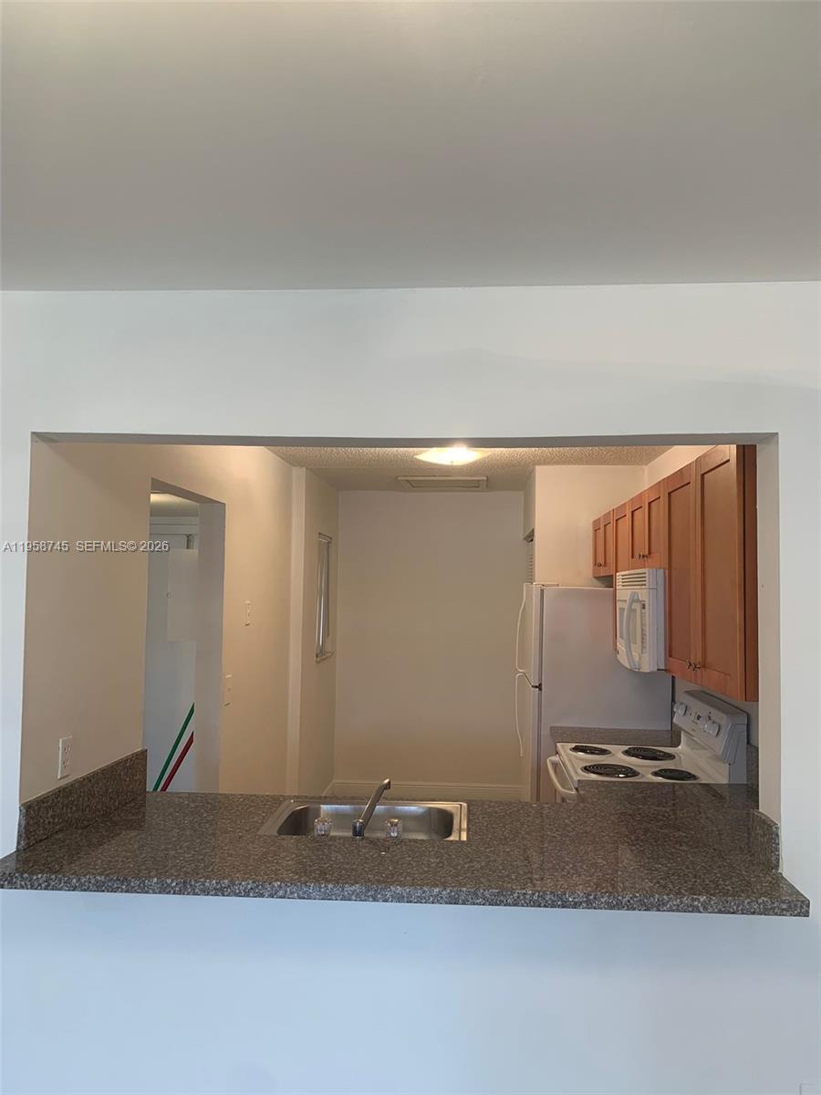 20815 NE 8th Ct # 20, Miami FL 33179 photo 3
