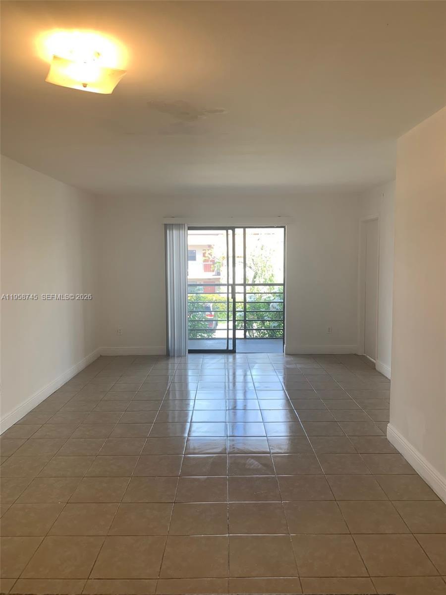 20815 NE 8th Ct # 20, Miami FL 33179 photo 4