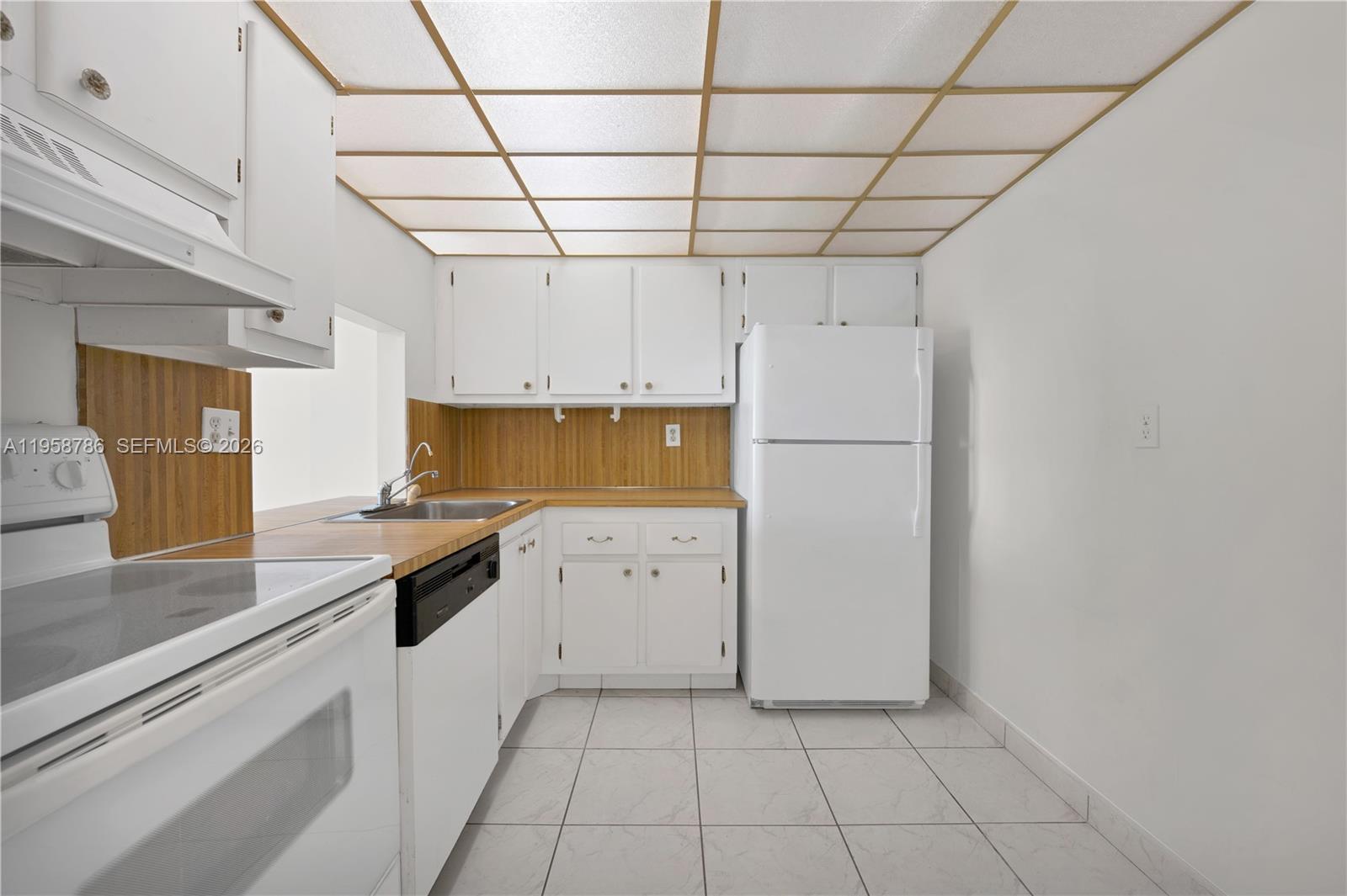 16751 NE 9th Ave # 410, North Miami Beach FL 33162 photo 5