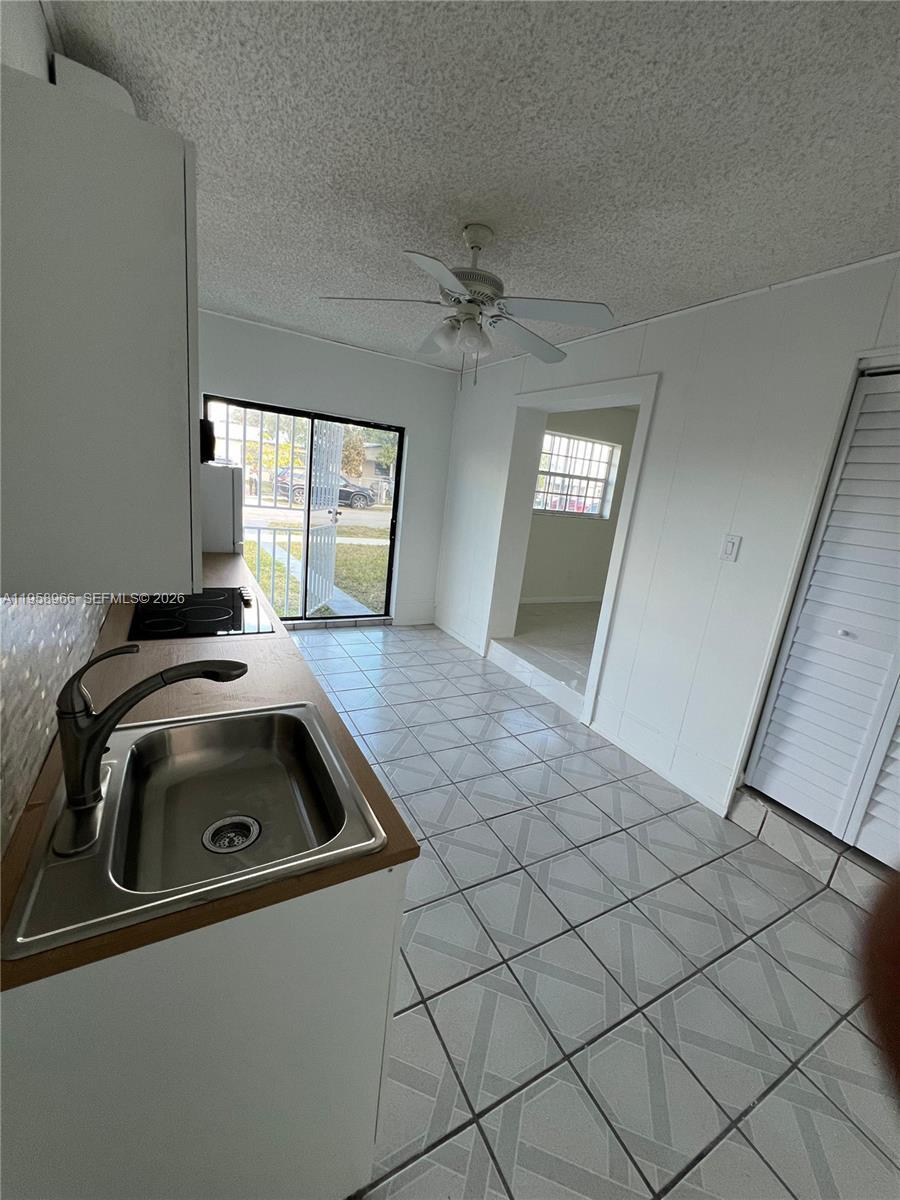 20120 SW 112th Ct # B, Miami FL 33189 photo 3