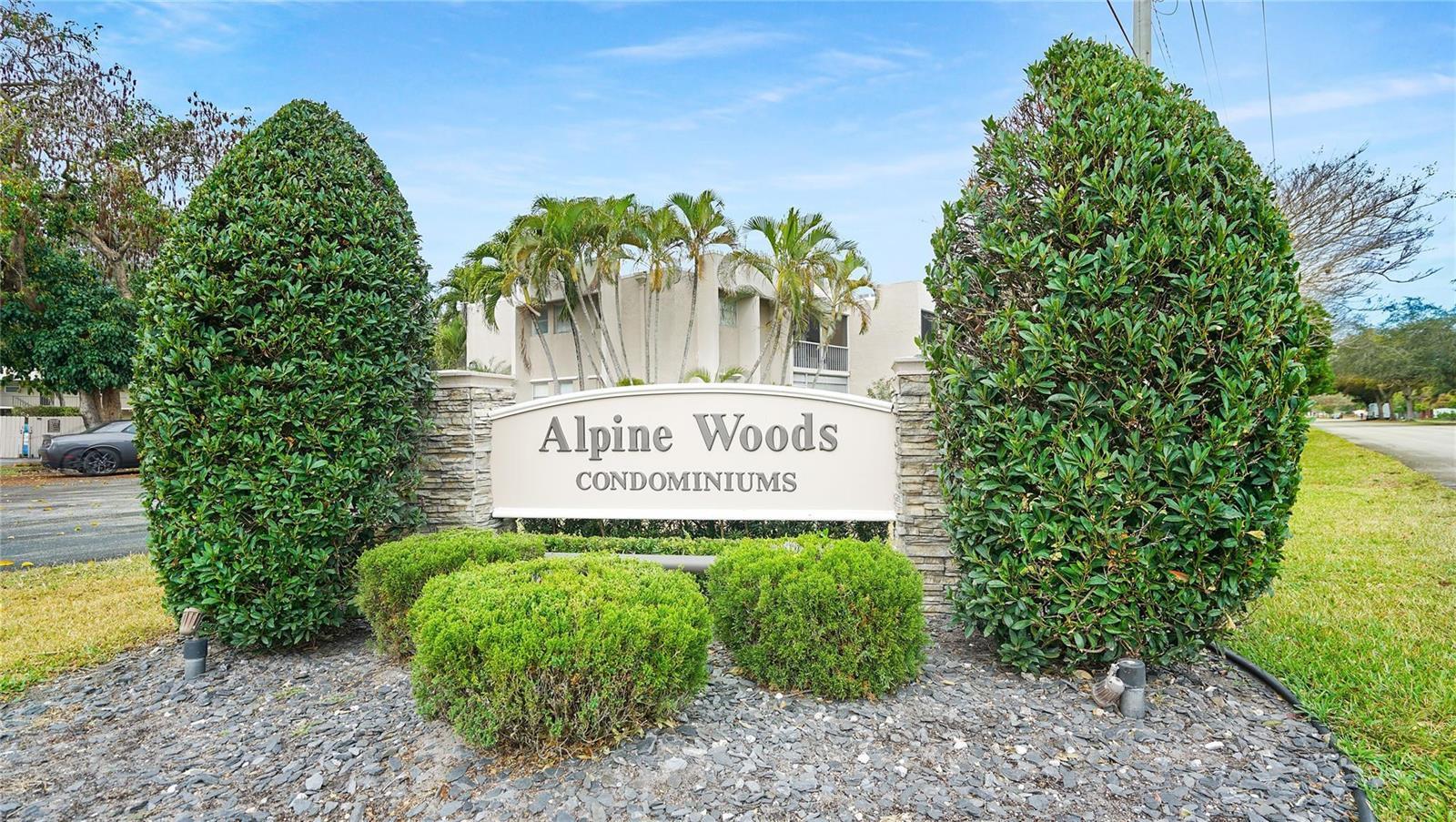 8524 Old Country Manor # 106, Davie FL 33328