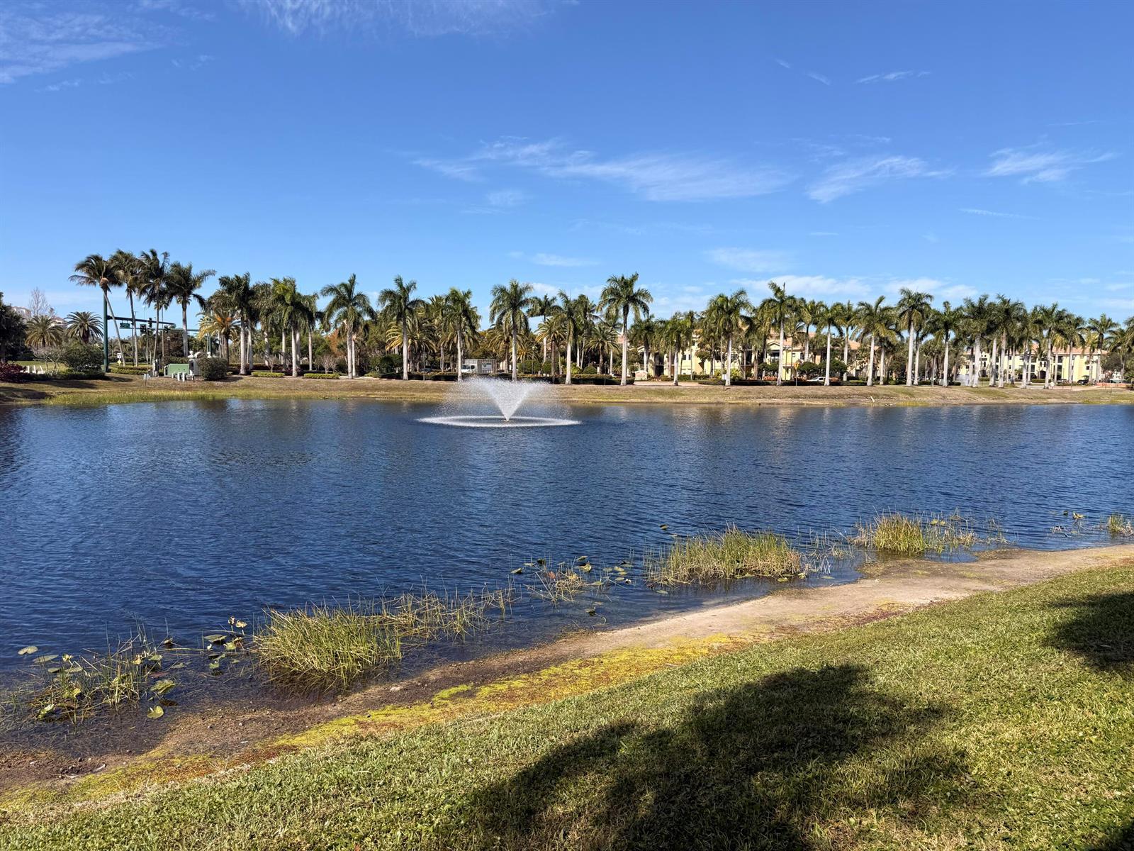 2724 Anzio Court # 107, Palm Beach Gardens FL 33410