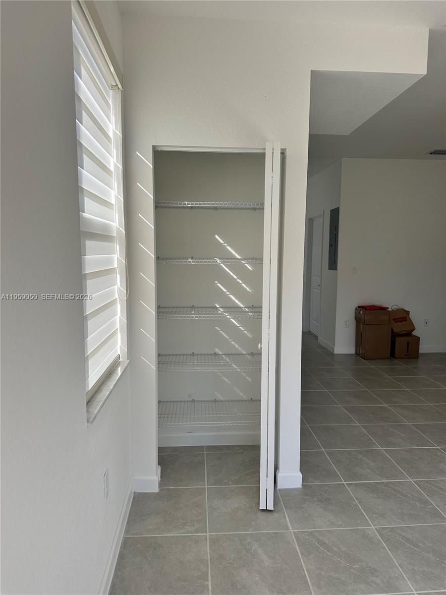 2616 SE 28th Dr, Homestead FL 33035 photo 5