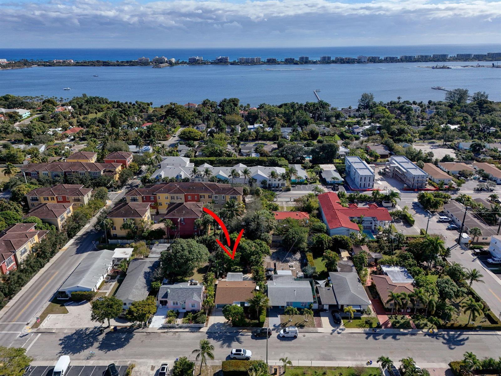 616 S N Street, FL 33460 photo 4