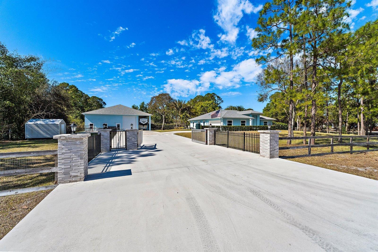 2505 162nd Drive N, Loxahatchee FL 33470 photo 2