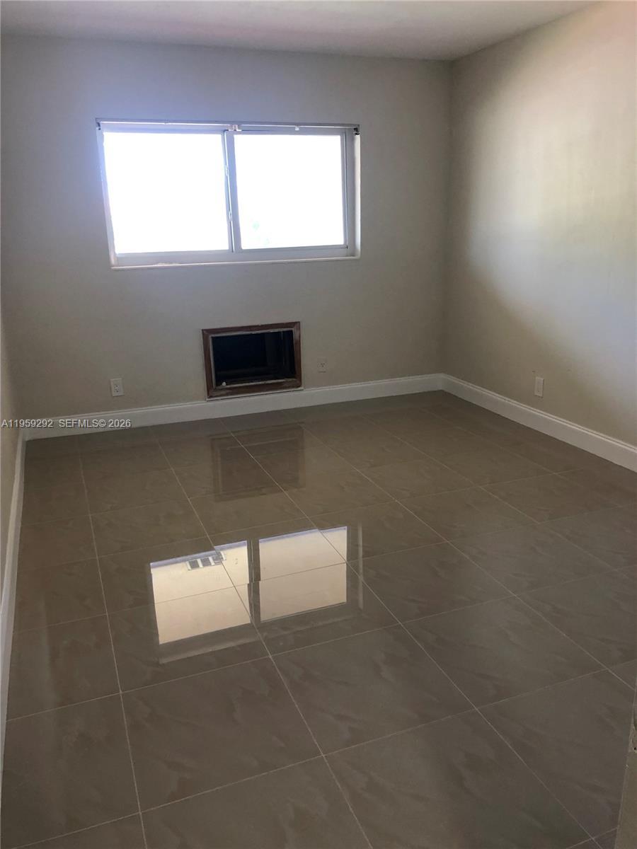 600 Layne Blvd # 208, Hallandale Beach FL 33009 photo 2