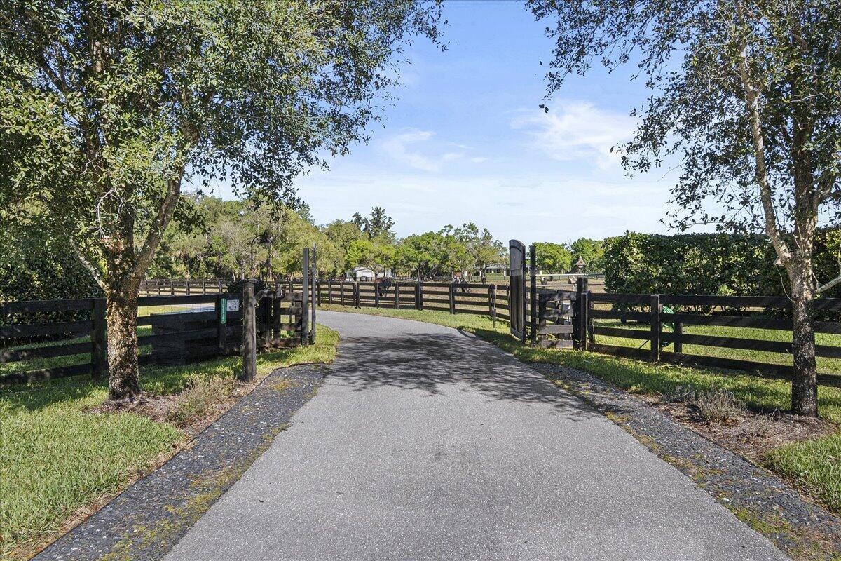 10975 Randolph Siding Road, Jupiter FL 33478 photo 5