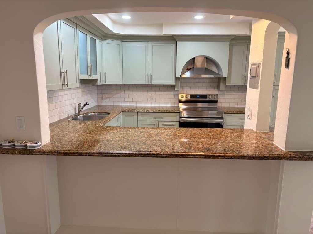 733 NE 18th Avenue, Fort Lauderdale FL 33304 photo 4