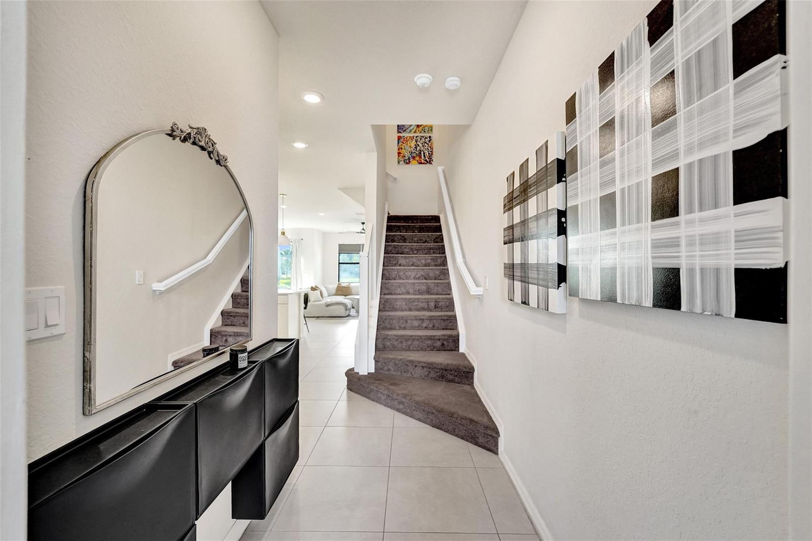 2118 Appleton Circle, Oakland Park FL 33309 photo 2