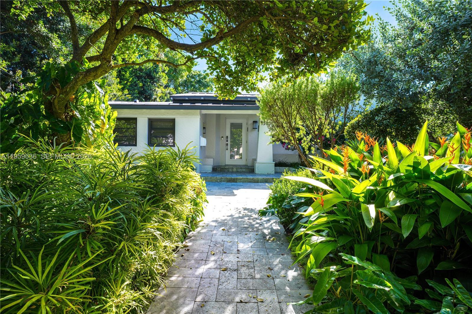 4363 Nautilus Dr, Miami Beach FL 33140 photo 2