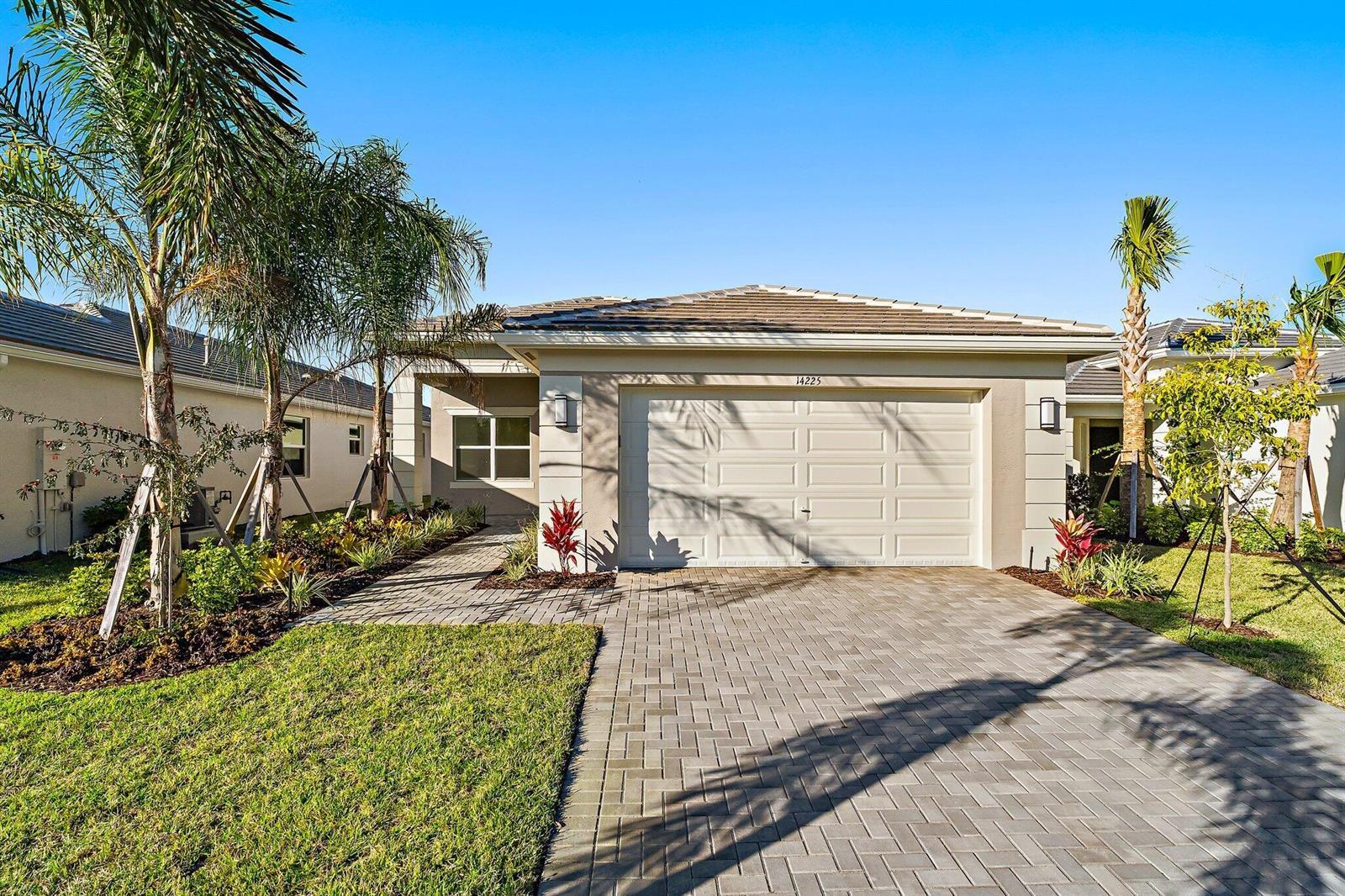 14225 SW Waterfall Lane, Port St. Lucie FL 34987