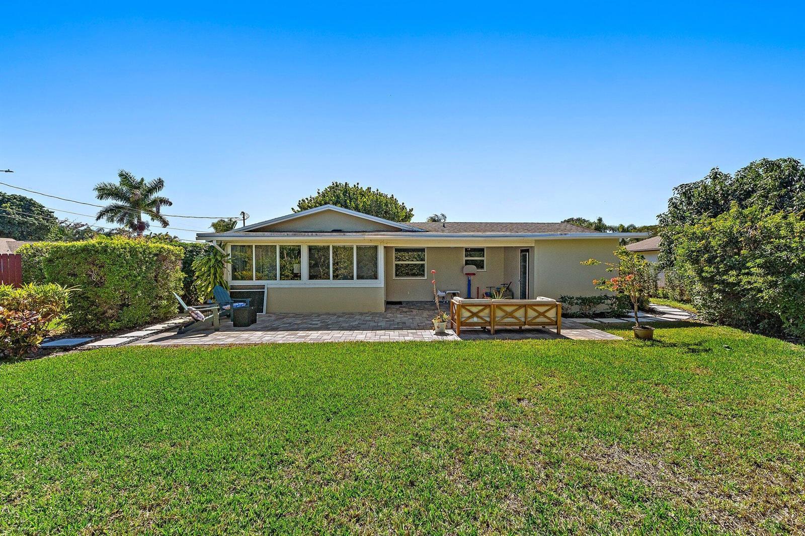 1401 N Lake Court, Lake Clarke Shores FL 33406 photo 5