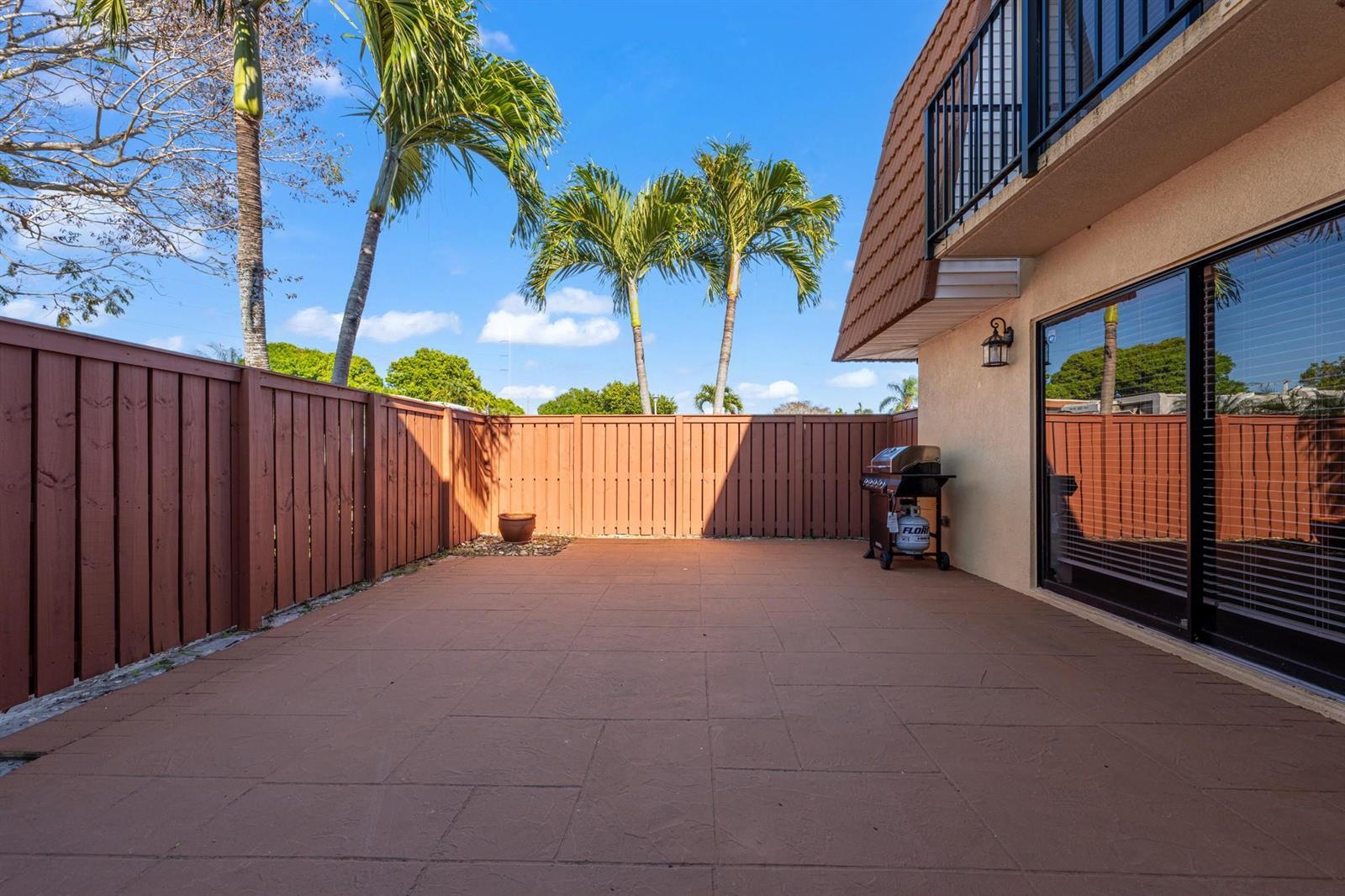 2937 SW 11th Place, Deerfield Beach FL 33442 photo 4