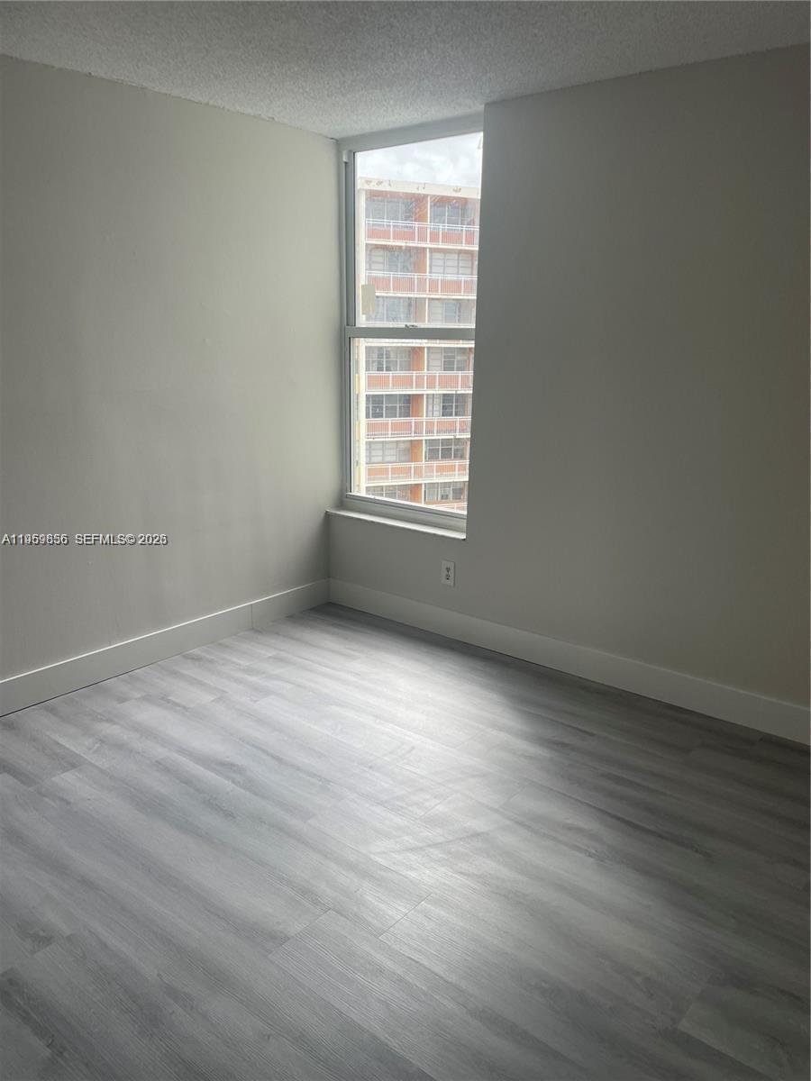 2075 NE 164th St # 805, North Miami Beach FL 33162 photo 5