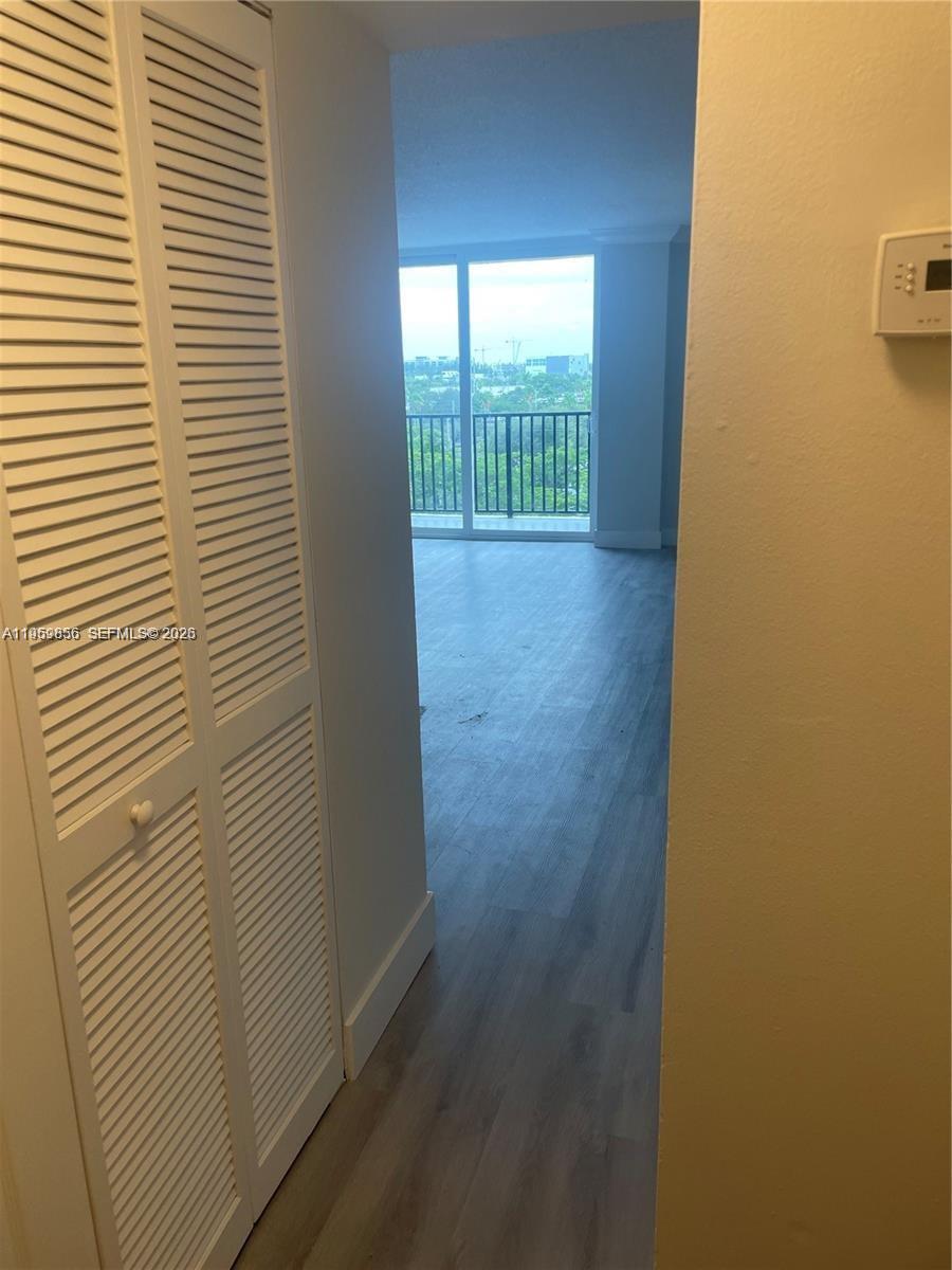 2075 NE 164th St # 805, North Miami Beach FL 33162 photo 4