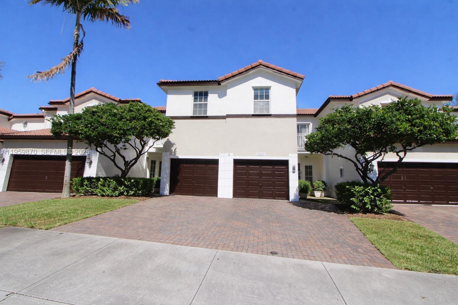 11531 NW 79th Ln, Doral FL 33178