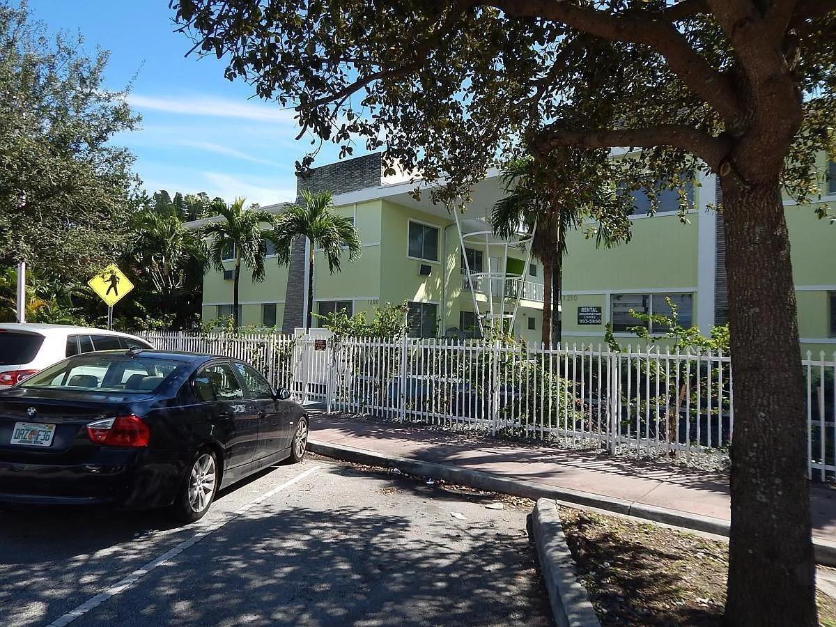 1200 Marseille Drive, Miami Beach FL 33141 photo 2