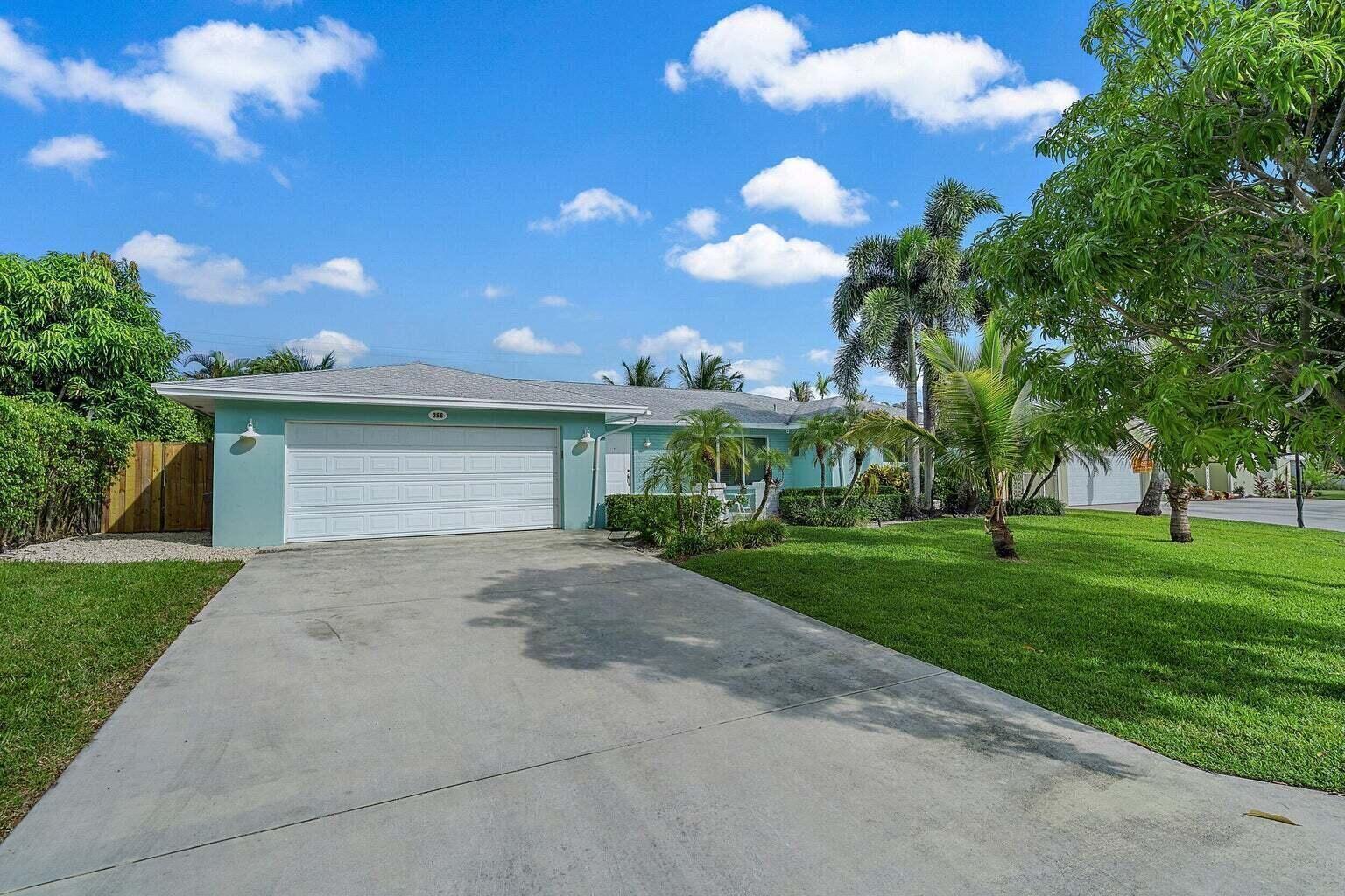 356 Mars Avenue, Tequesta FL 33469 photo 2