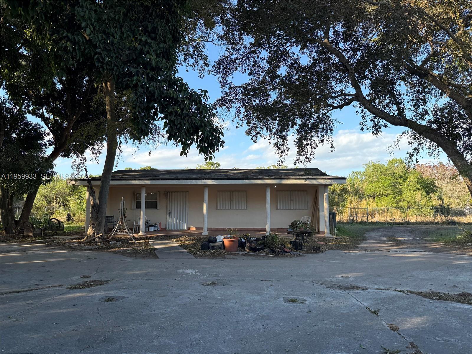 19051 SW 136th St, Miami FL 33196 photo 3