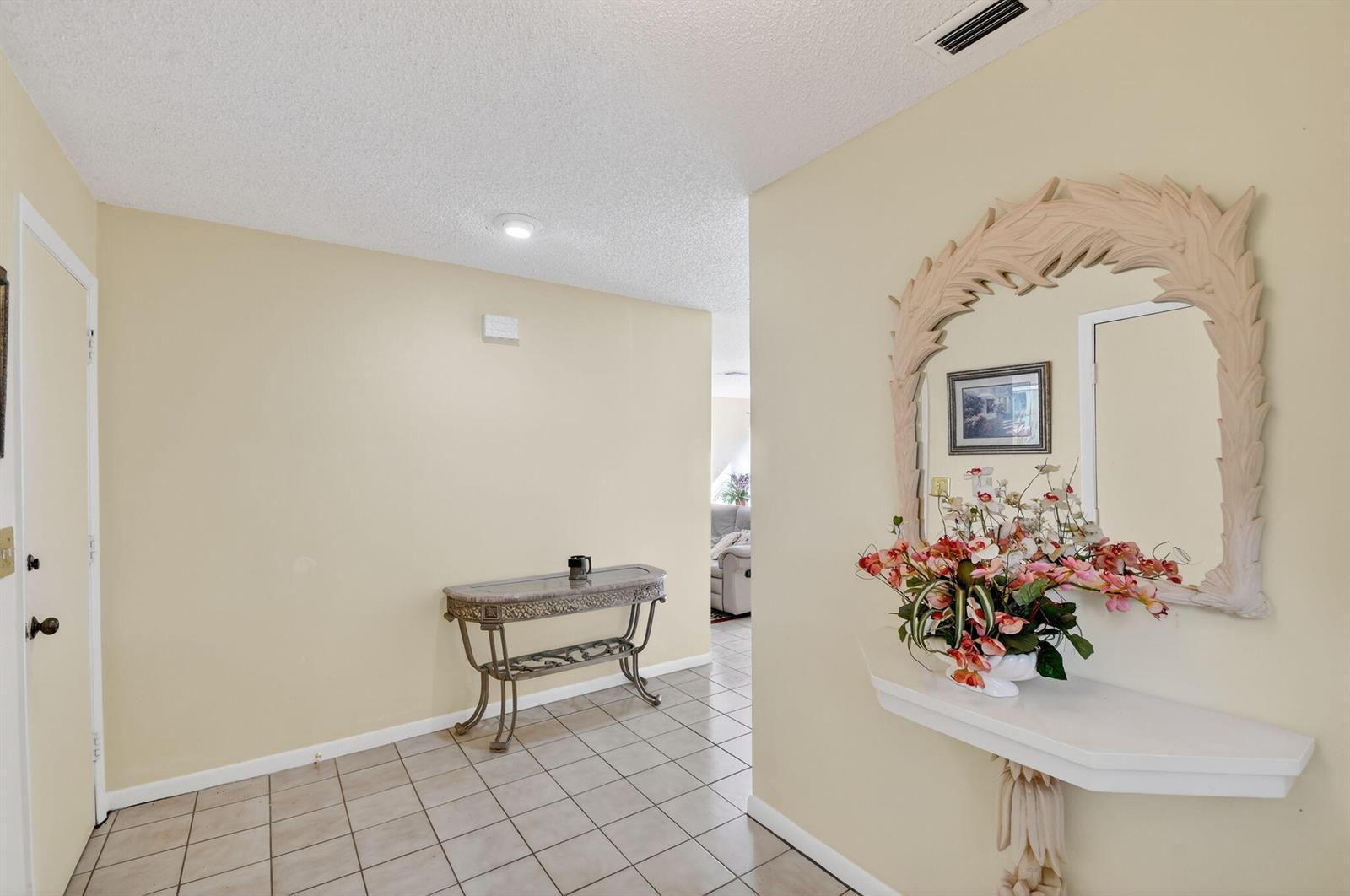 6730 Starkeys Place, Lake Worth FL 33467 photo 4